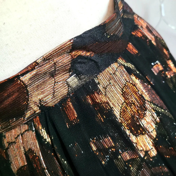 Vintage Black Metallic Skirt / Saks Fifth Avenue / Size 12 - Picture 2 of 7